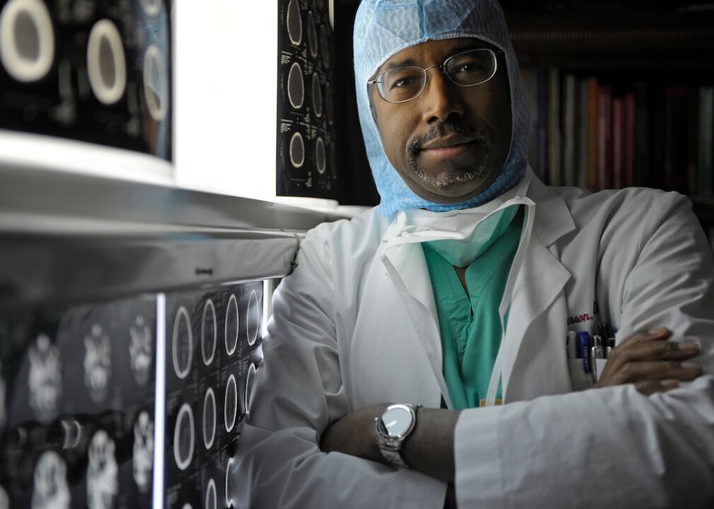 1987: Dr. Ben Carson separates conjoined twins